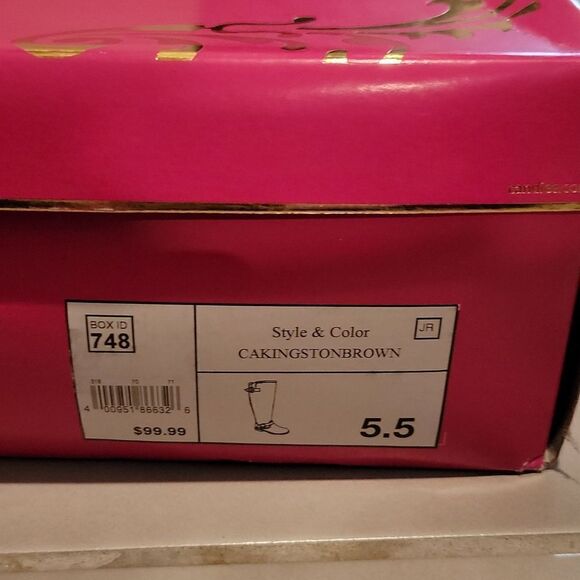 NWT Candie's Cakingston Brown Boots - Picture 4 of 5